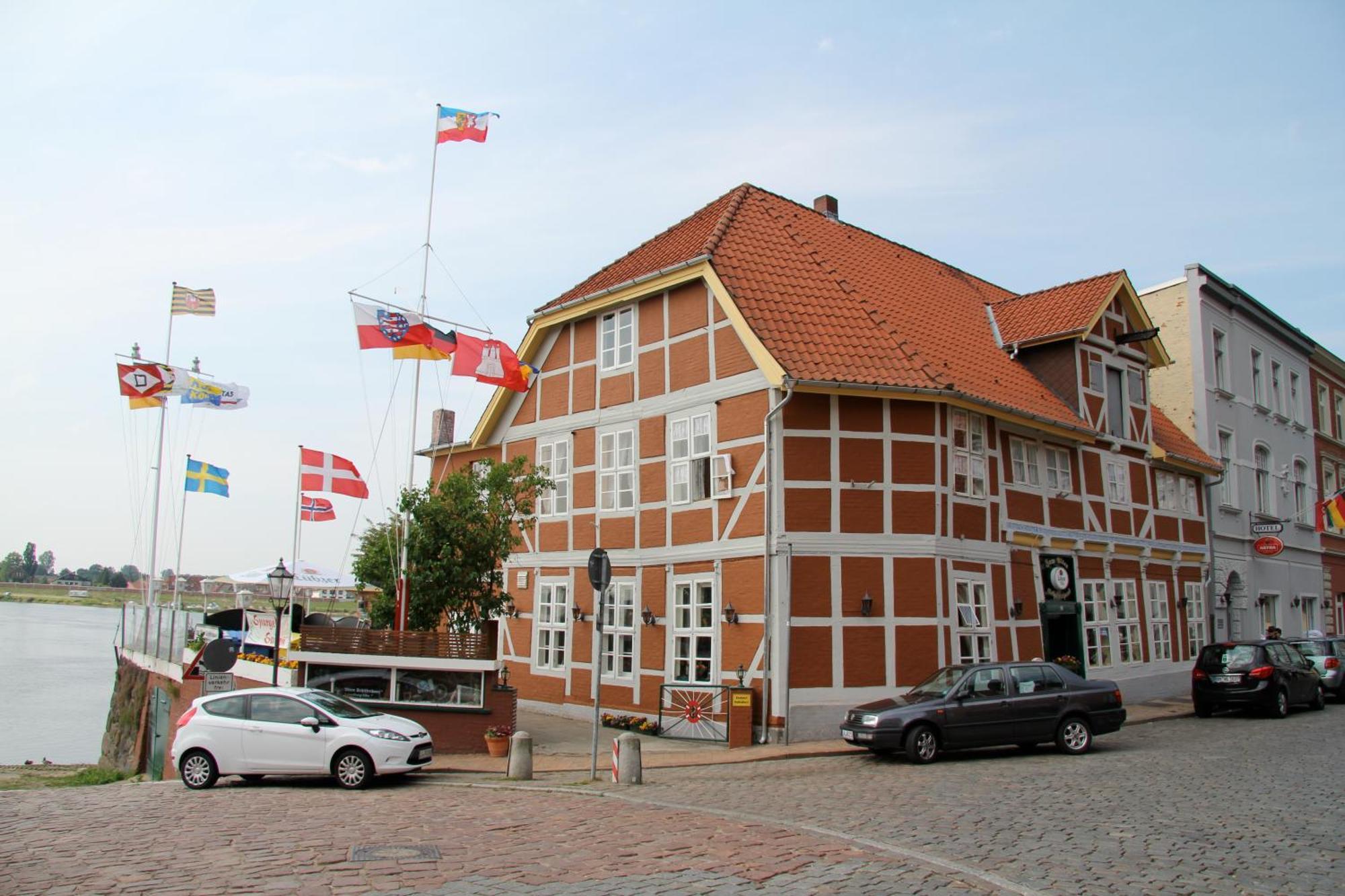 Zum Alten Schifferhaus Lauenburg/Elbe Esterno foto